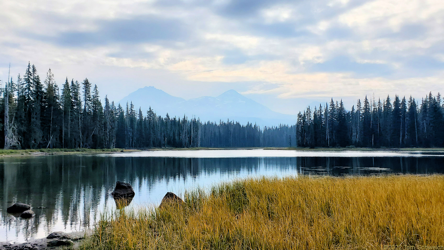 Oregon, Deschutes County, McKenzie Pass area, Scott Lake