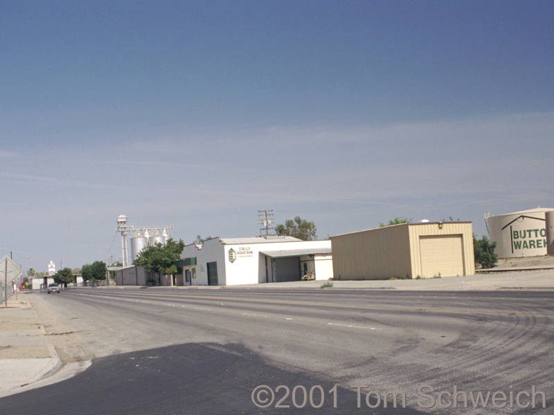 Highway 58 Through Buttonwillow