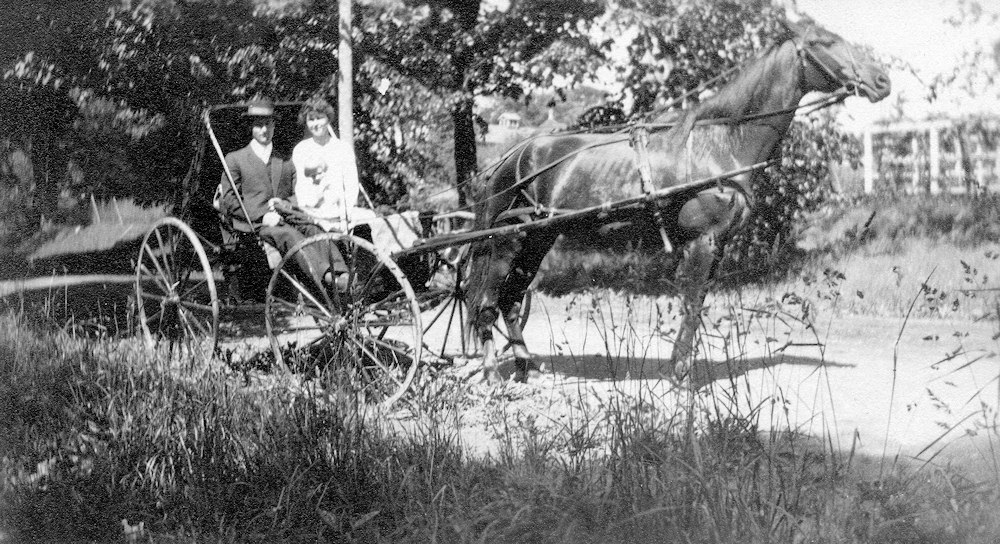 Charley O'Hara, Hortense, and Irma Schweich, 1914