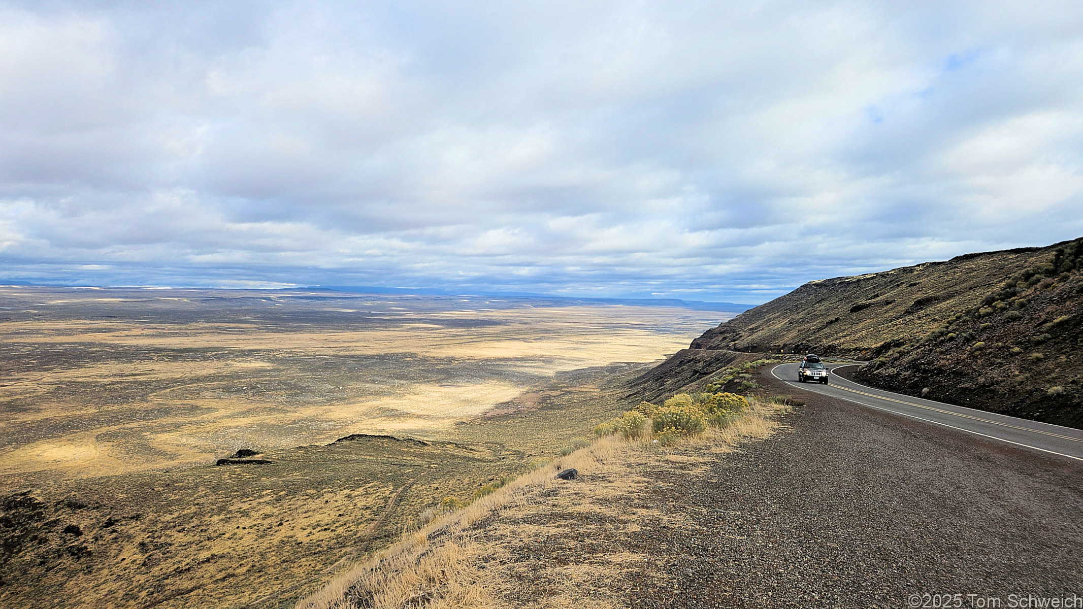 Oregon, Lake County, Doherty Slide, Guano Rim
