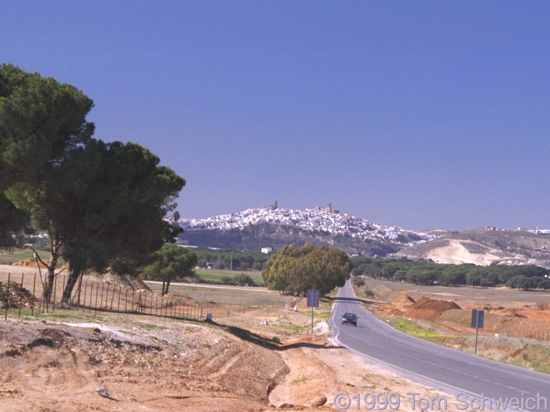 Looking west at Arcos de las Frontera