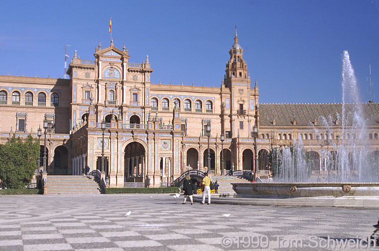 General view of Plaza de Espana