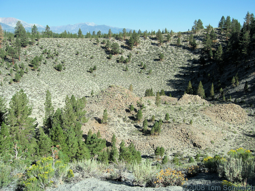 Californa, Mono County, Punch Bowl