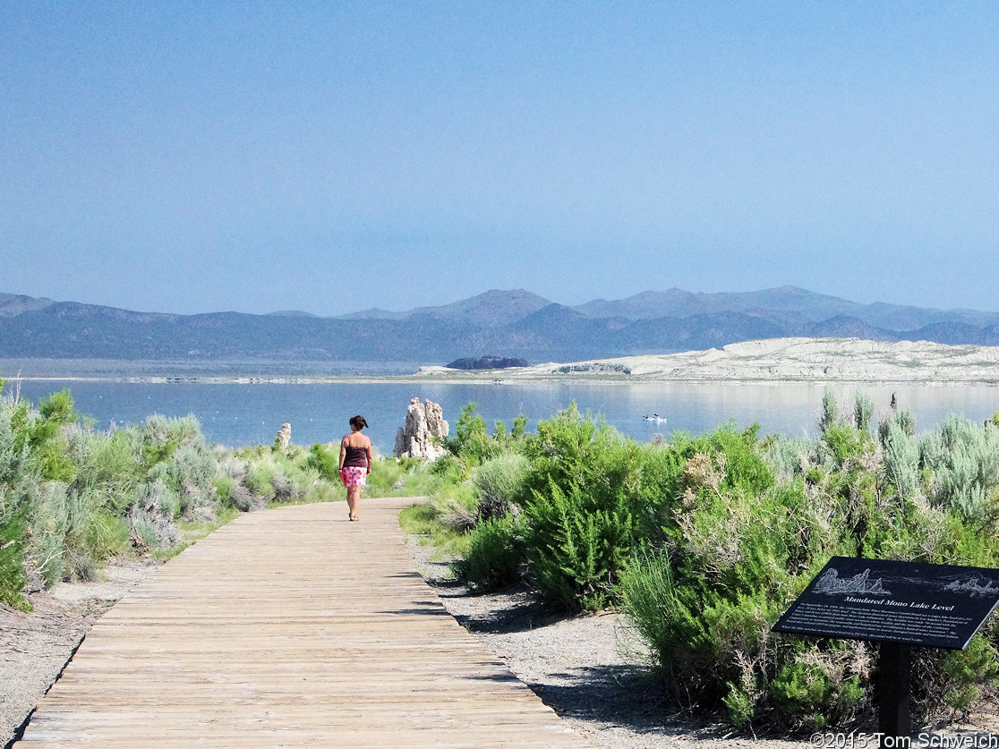 California, Mono County, South Tufa