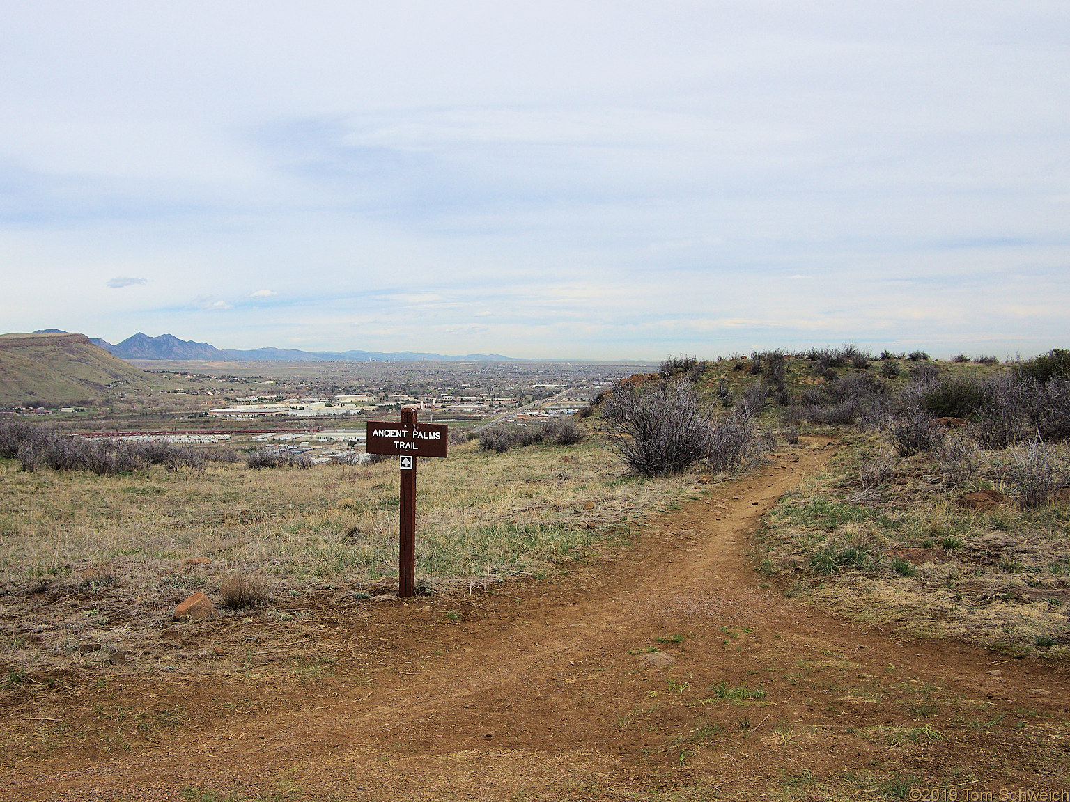 Colorado, Jefferson County, South Table Mountain, Cretaceous Trail, Tertiary Trail