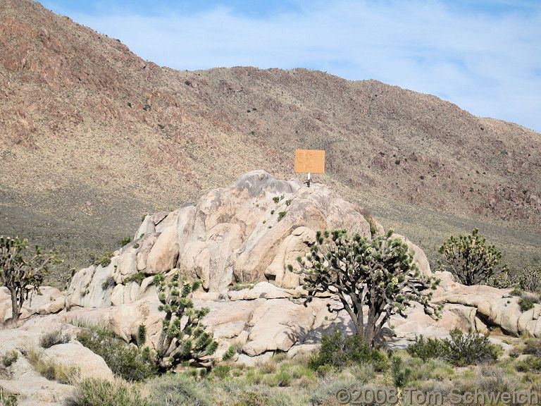 California, San Bernardino County, Cross In A Box