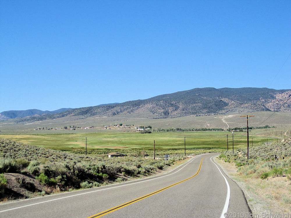 California, Mono County, Benton