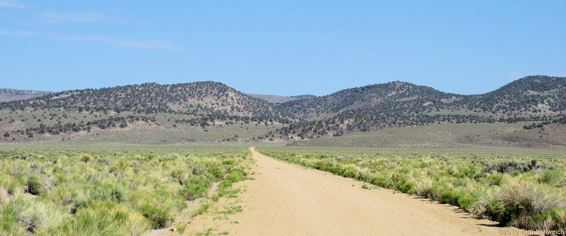 California, Mono County, Adobe Valley