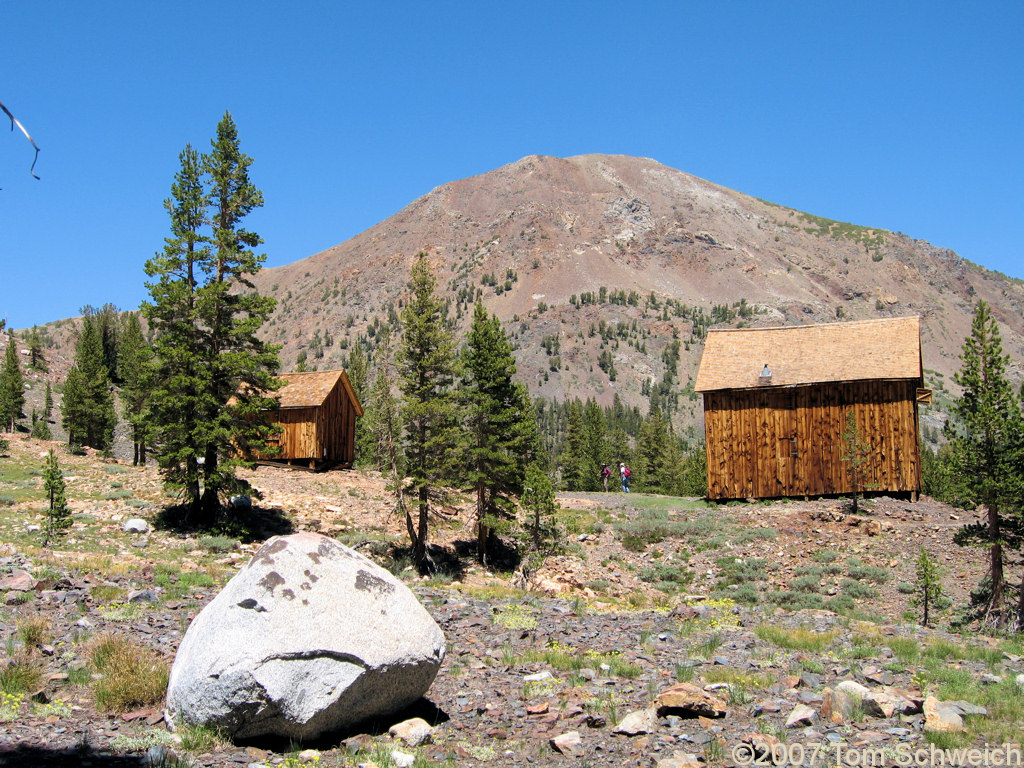 California, Mono County, Bennettville, Tioga Peak