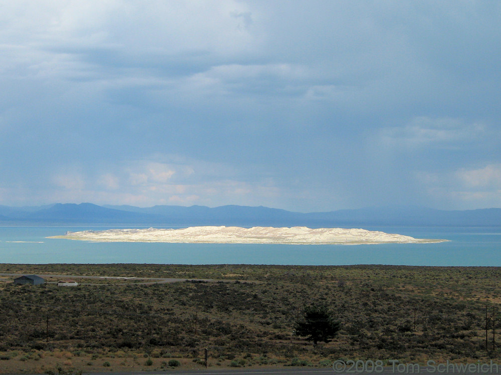 California, Mono County, Paoha Island