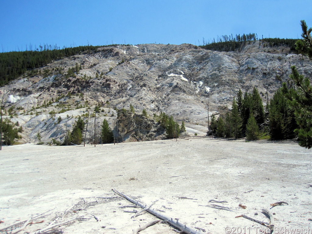 Wyoming, Park County, Roaring Mountain